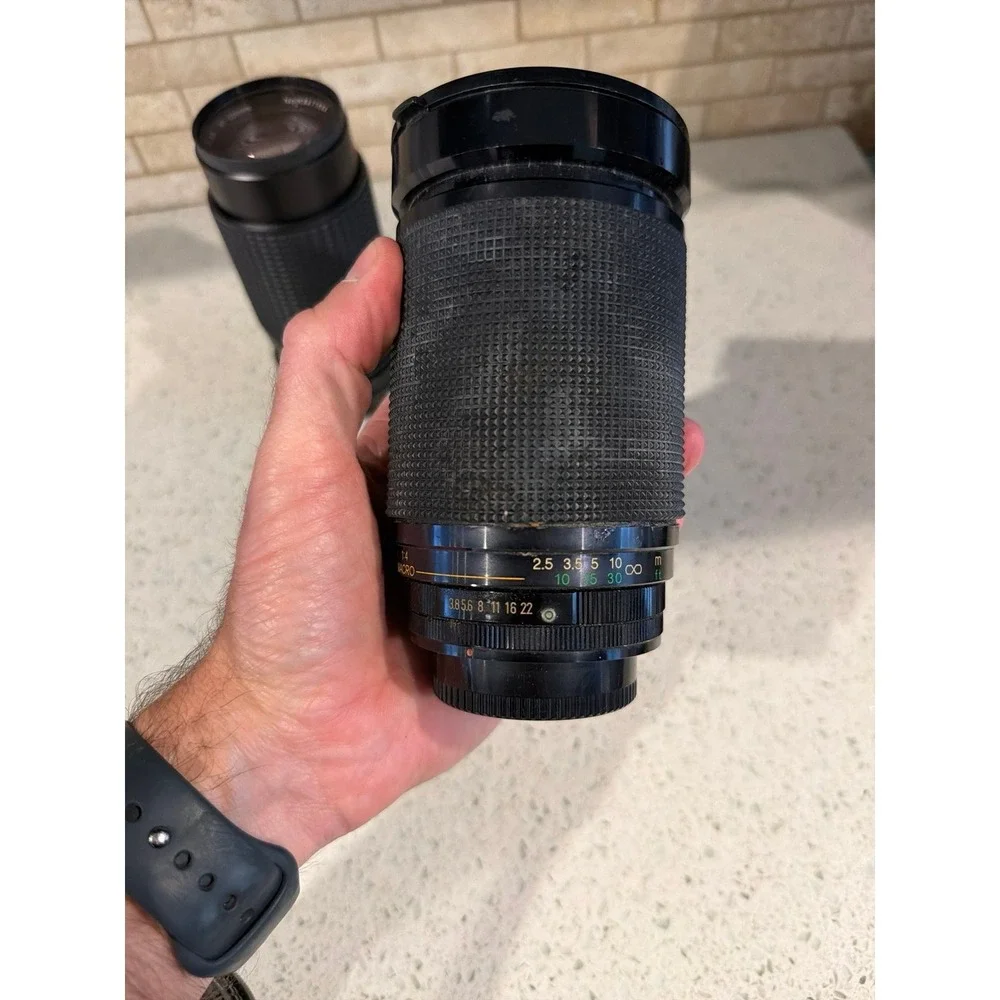 Canon T70‎ Film Camera 50mm Lens Kit Vintage Extras